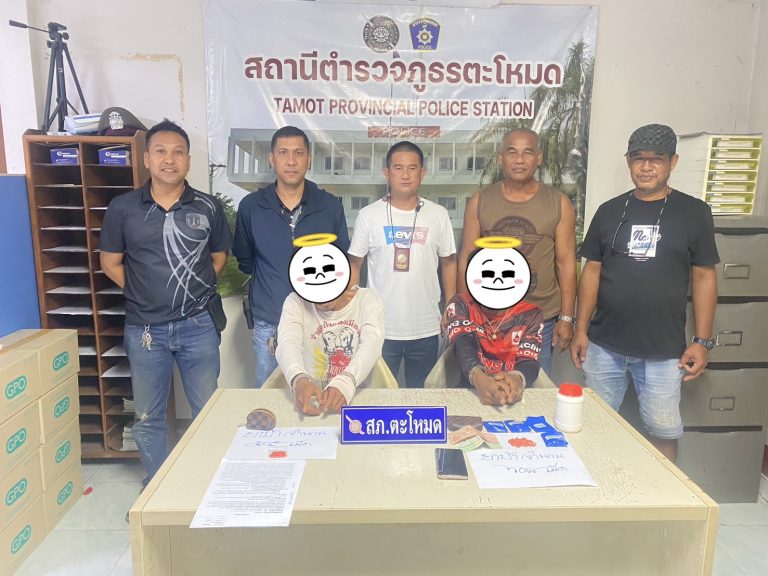 สภ.ตะโหมด ลุยล้างบางยานรก! ผนึกกำลัง ป.-สส. เปิดปฏิบัติการวันเดียวรวบ 2 รายซ้อน ได้ผู้ต้องหาพร้อมยาบ้ารวมกว่า 600 เม็ด คาถนนชุมชนและสวนยาง