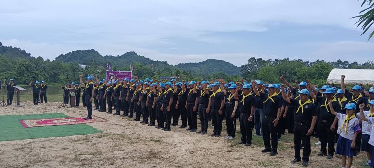 สภ.ตะโหมด จับมือชุมชนปล่อยพันธุ์สัตว์น้ำลงคลองท่าเชียด ขับเคลื่อนโครงการ “Local Cat” มุ่งพัฒนาแหล่งน้ำและสร้างความมั่นคงทางอาหารอย่างยั่งยืน